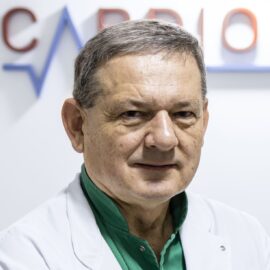 Prof. dr sci. med. Stevan Trbojević, gastroenterolog i hepatolog u Poliklinici Cardios Novi Sad, obavlja specijalističke preglede i endoskopske procedure